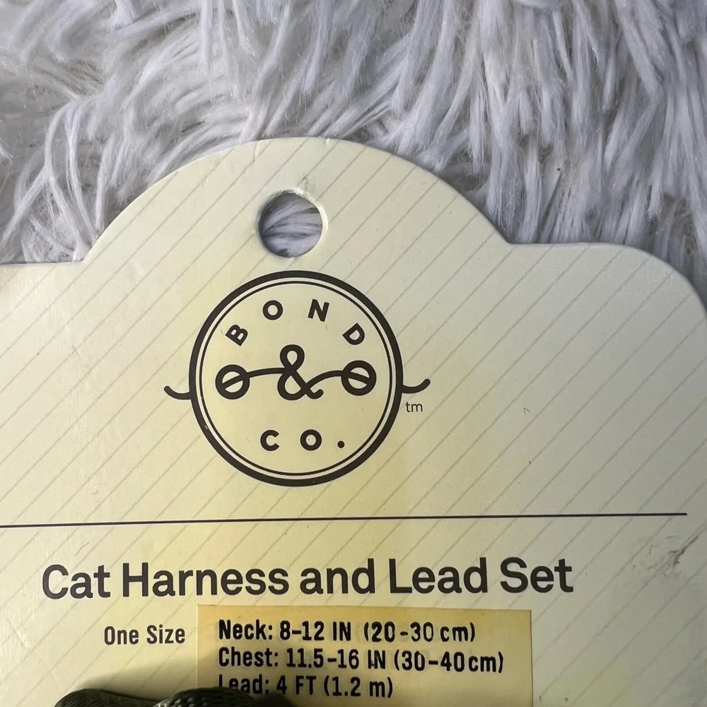Bond & Co cat harness and lead set